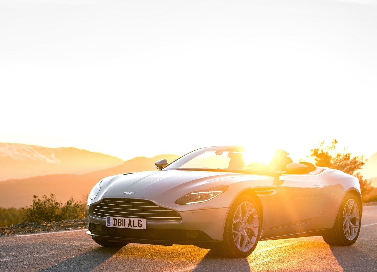 ASTON MARTIN DB11 VOLANTE, foto 21