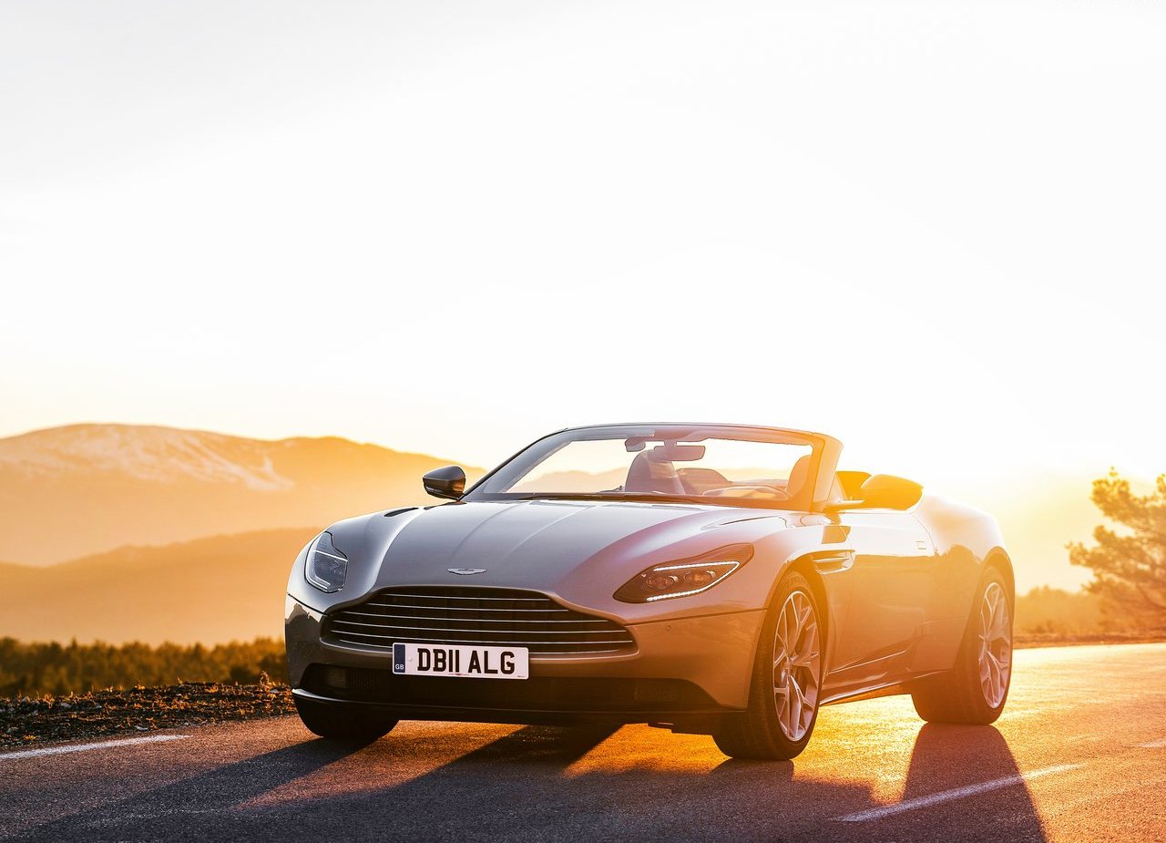 ASTON MARTIN DB11 VOLANTE, foto 26