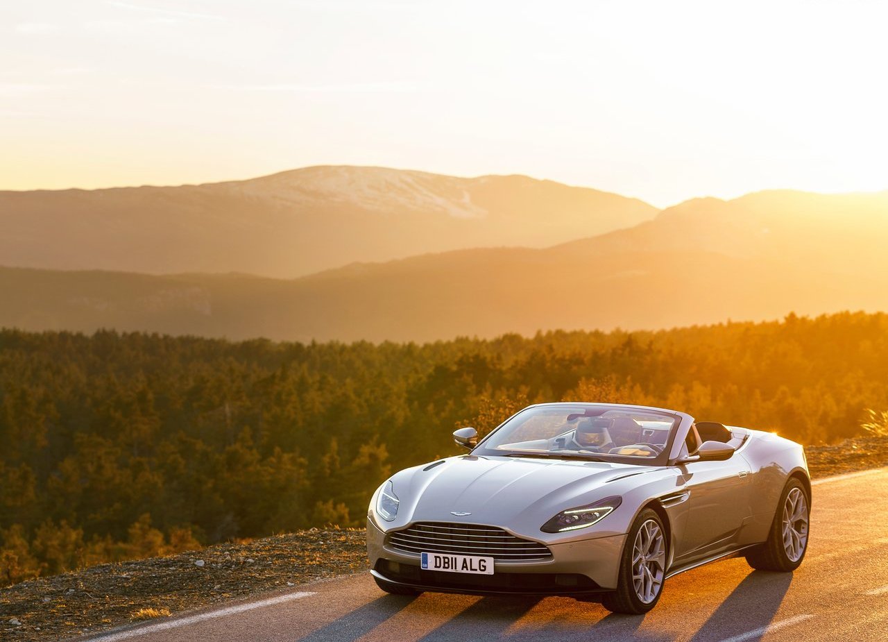 ASTON MARTIN DB11 VOLANTE, foto 27