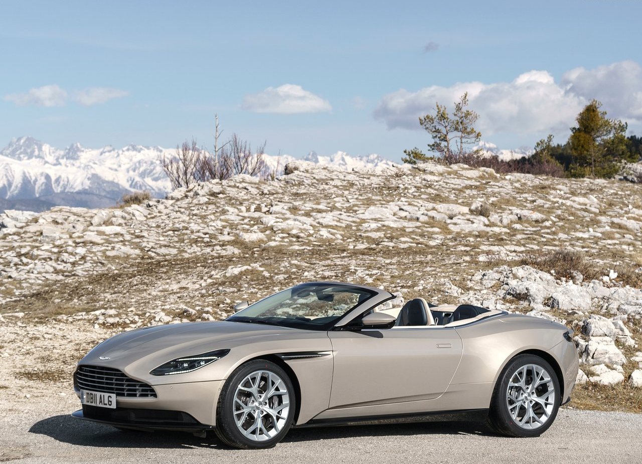 ASTON MARTIN DB11 VOLANTE, foto 30