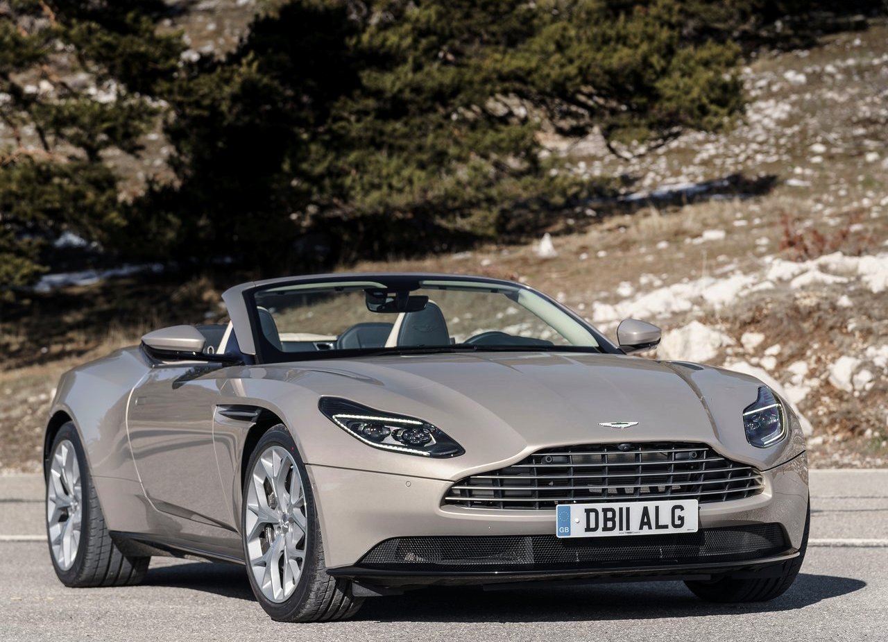 ASTON MARTIN DB11 VOLANTE, foto 32