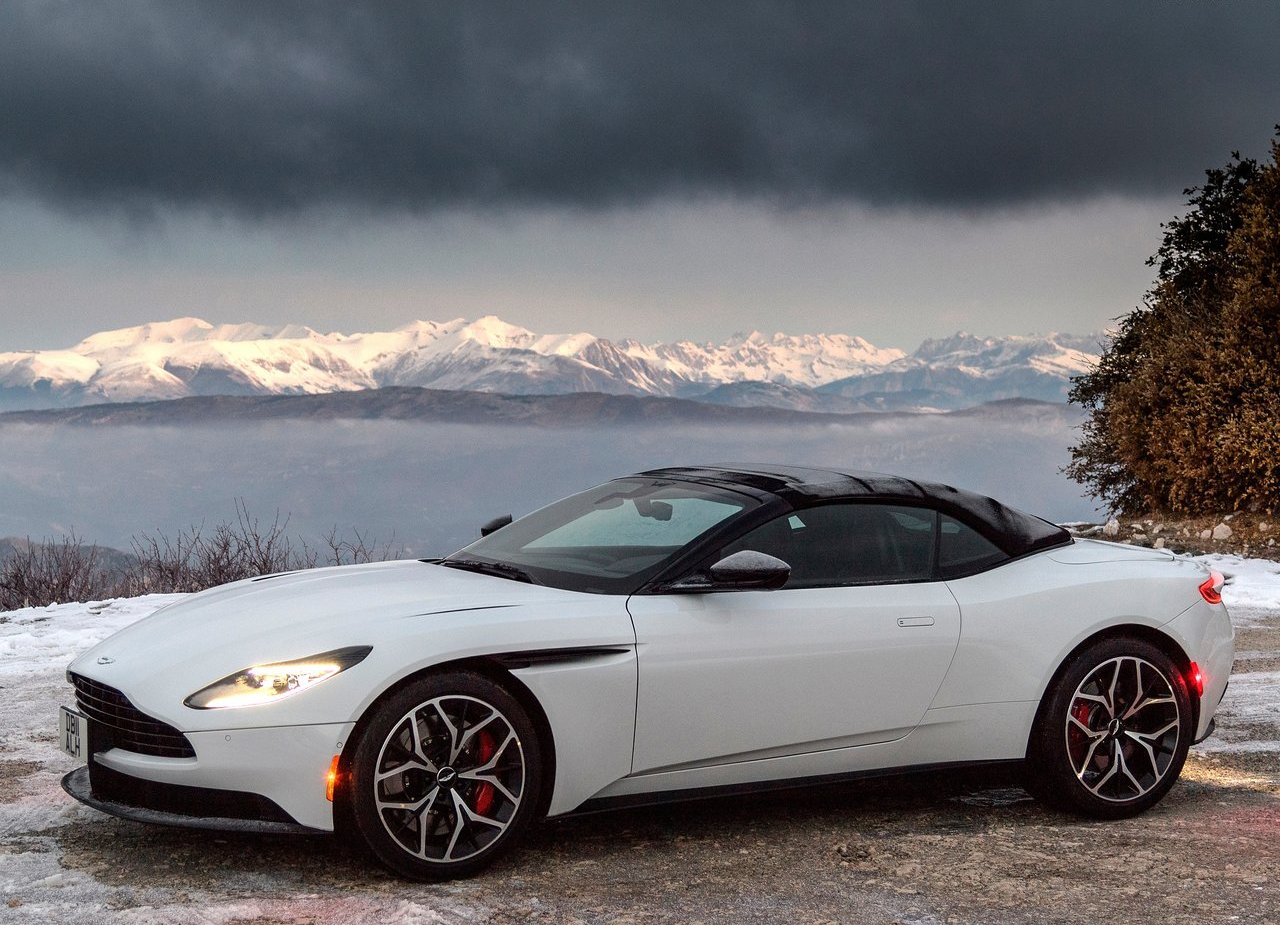 ASTON MARTIN DB11 VOLANTE, foto 37