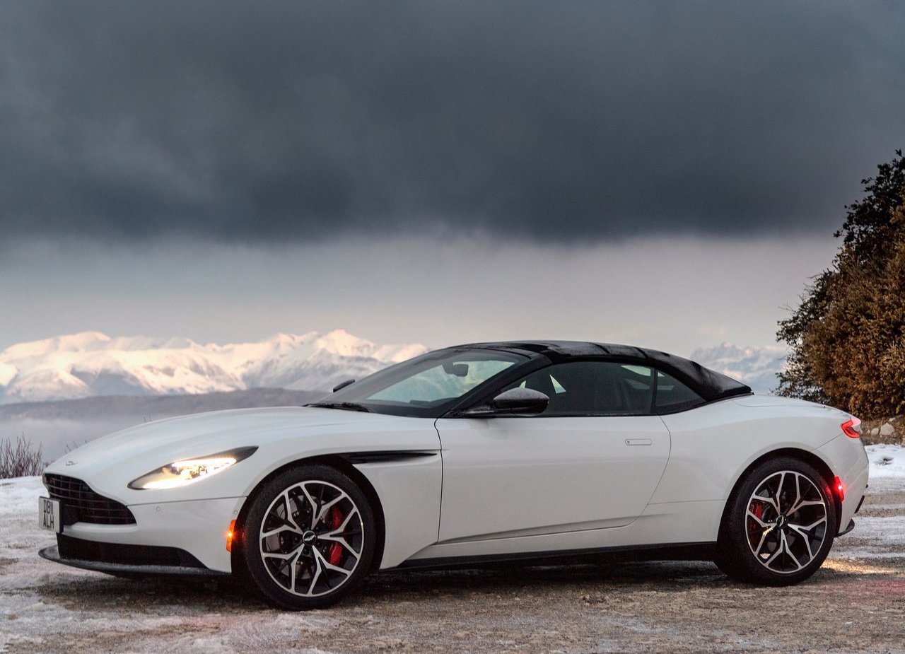 ASTON MARTIN DB11 VOLANTE, foto 38
