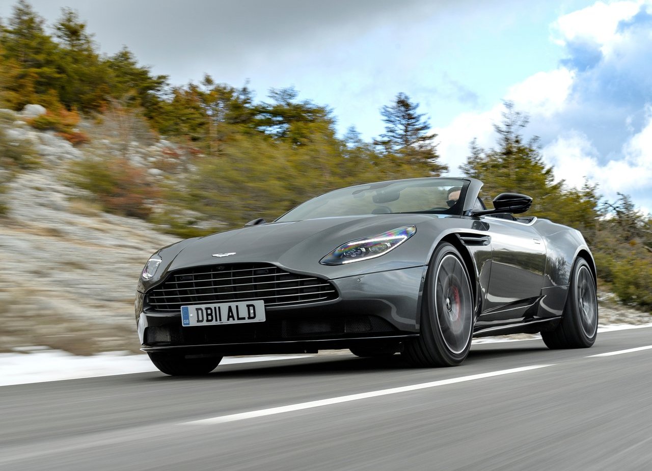 ASTON MARTIN DB11 VOLANTE, foto 73