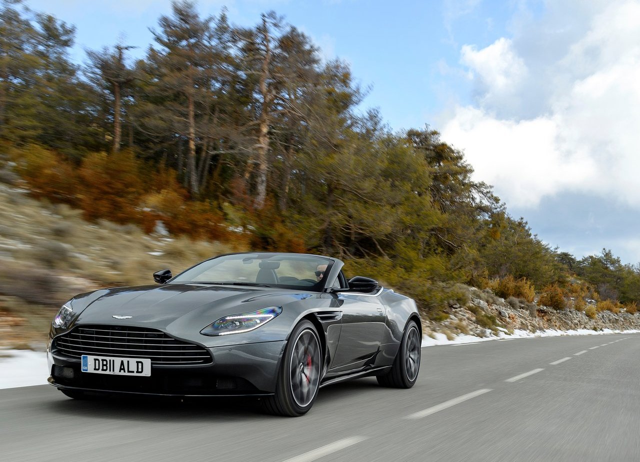 ASTON MARTIN DB11 VOLANTE, foto 75