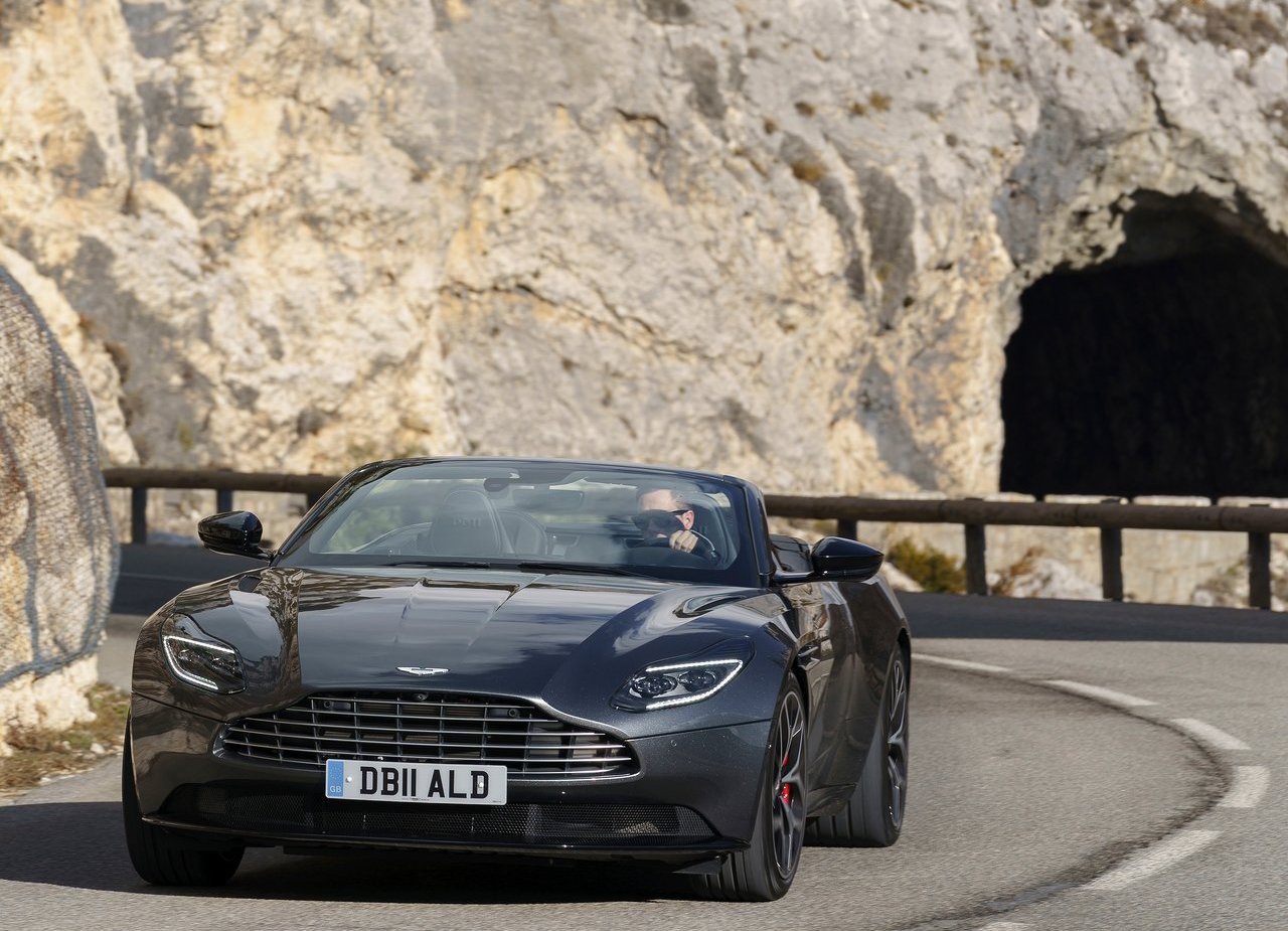 ASTON MARTIN DB11 VOLANTE, foto 76