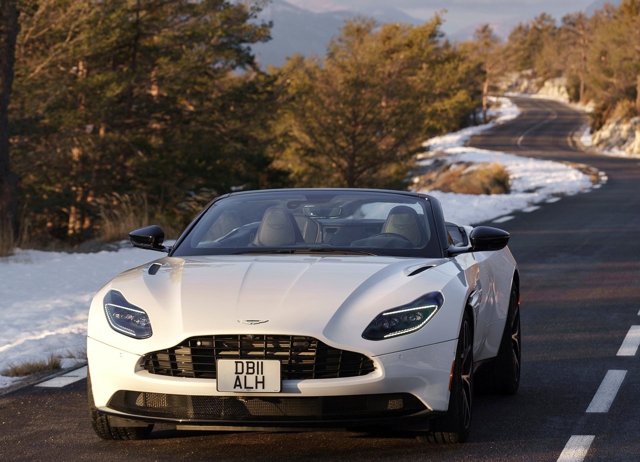 ASTON MARTIN DB11 VOLANTE, foto 83