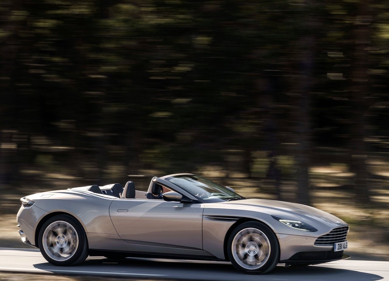 ASTON MARTIN DB11 VOLANTE, foto 91