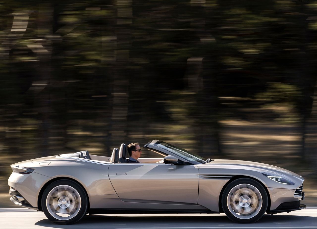ASTON MARTIN DB11 VOLANTE, foto 99