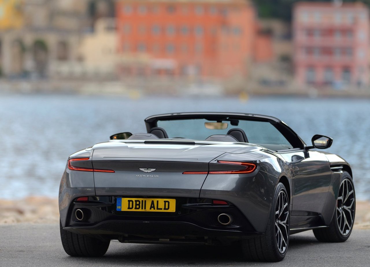 ASTON MARTIN DB11 VOLANTE, foto 105