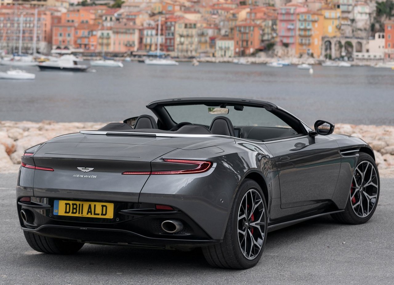 ASTON MARTIN DB11 VOLANTE, foto 106