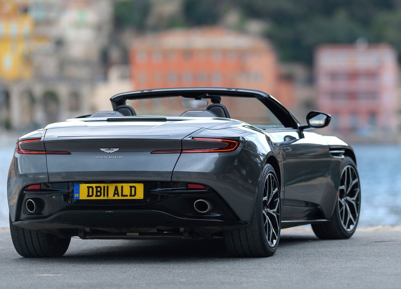 ASTON MARTIN DB11 VOLANTE, foto 108