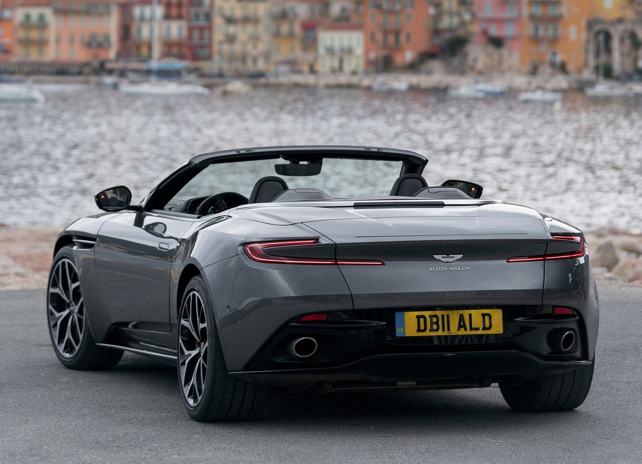 ASTON MARTIN DB11 VOLANTE, foto 109