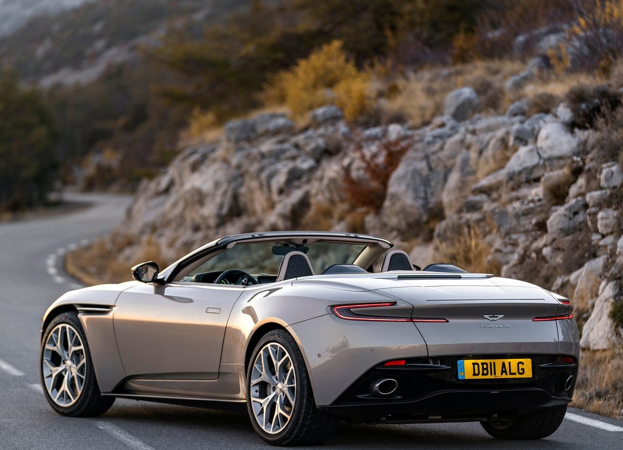 ASTON MARTIN DB11 VOLANTE, foto 113