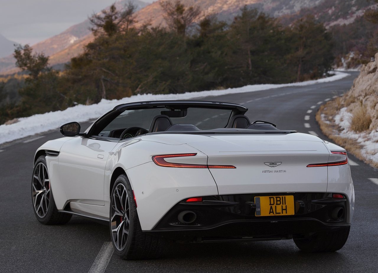ASTON MARTIN DB11 VOLANTE, foto 124