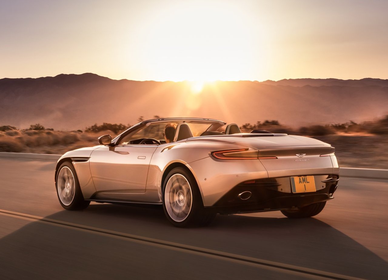 ASTON MARTIN DB11 VOLANTE, foto 131