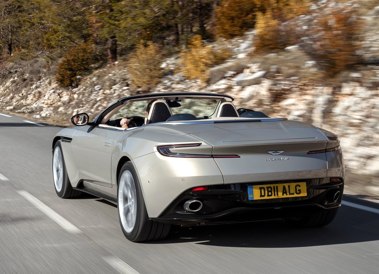 ASTON MARTIN DB11 VOLANTE, foto 137