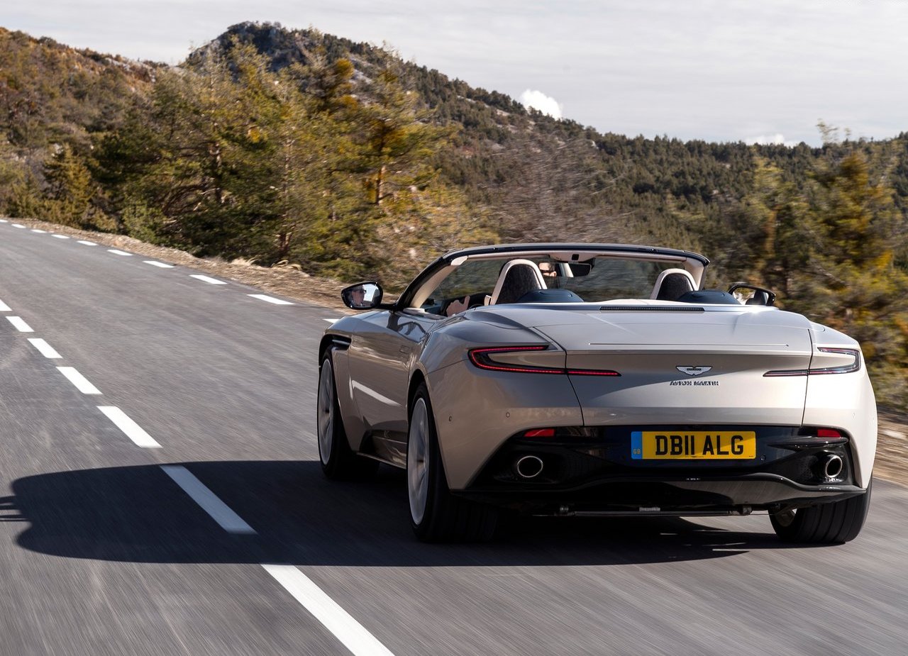 ASTON MARTIN DB11 VOLANTE, foto 138