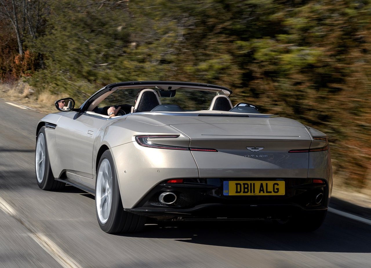 ASTON MARTIN DB11 VOLANTE, foto 140