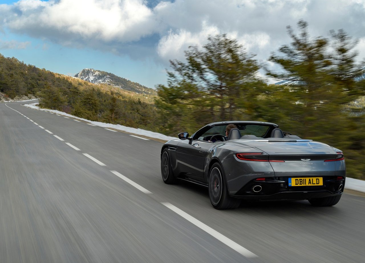 ASTON MARTIN DB11 VOLANTE, foto 148
