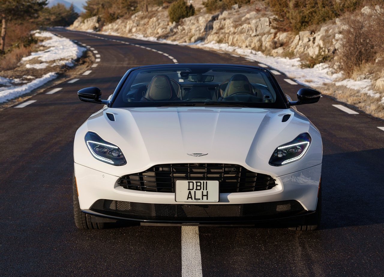 ASTON MARTIN DB11 VOLANTE, foto 150