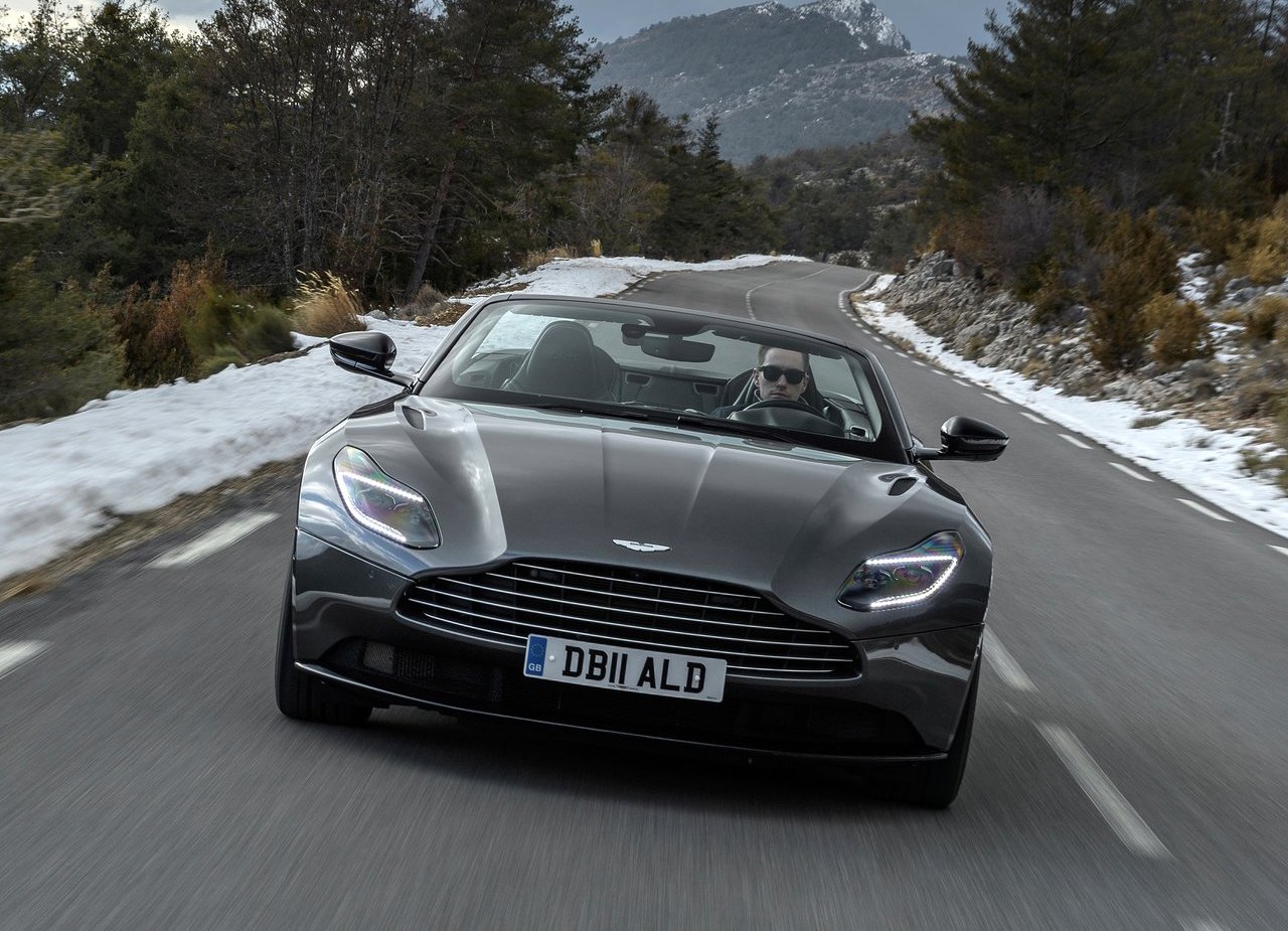 ASTON MARTIN DB11 VOLANTE, foto 152