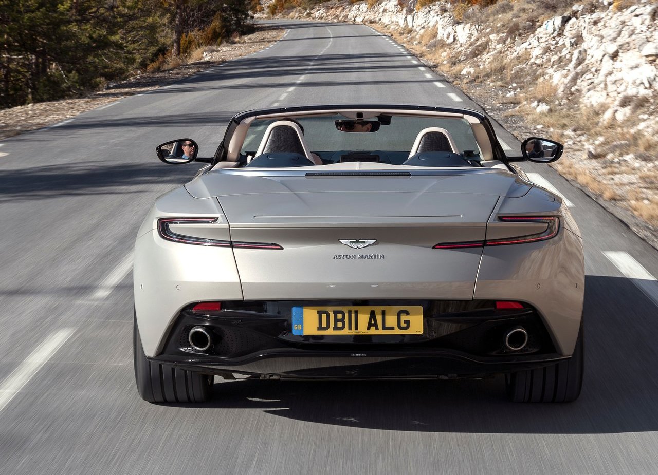 ASTON MARTIN DB11 VOLANTE, foto 154