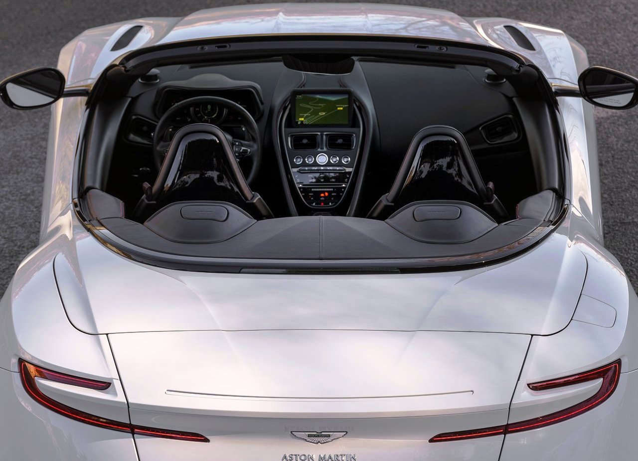 ASTON MARTIN DB11 VOLANTE, foto 175