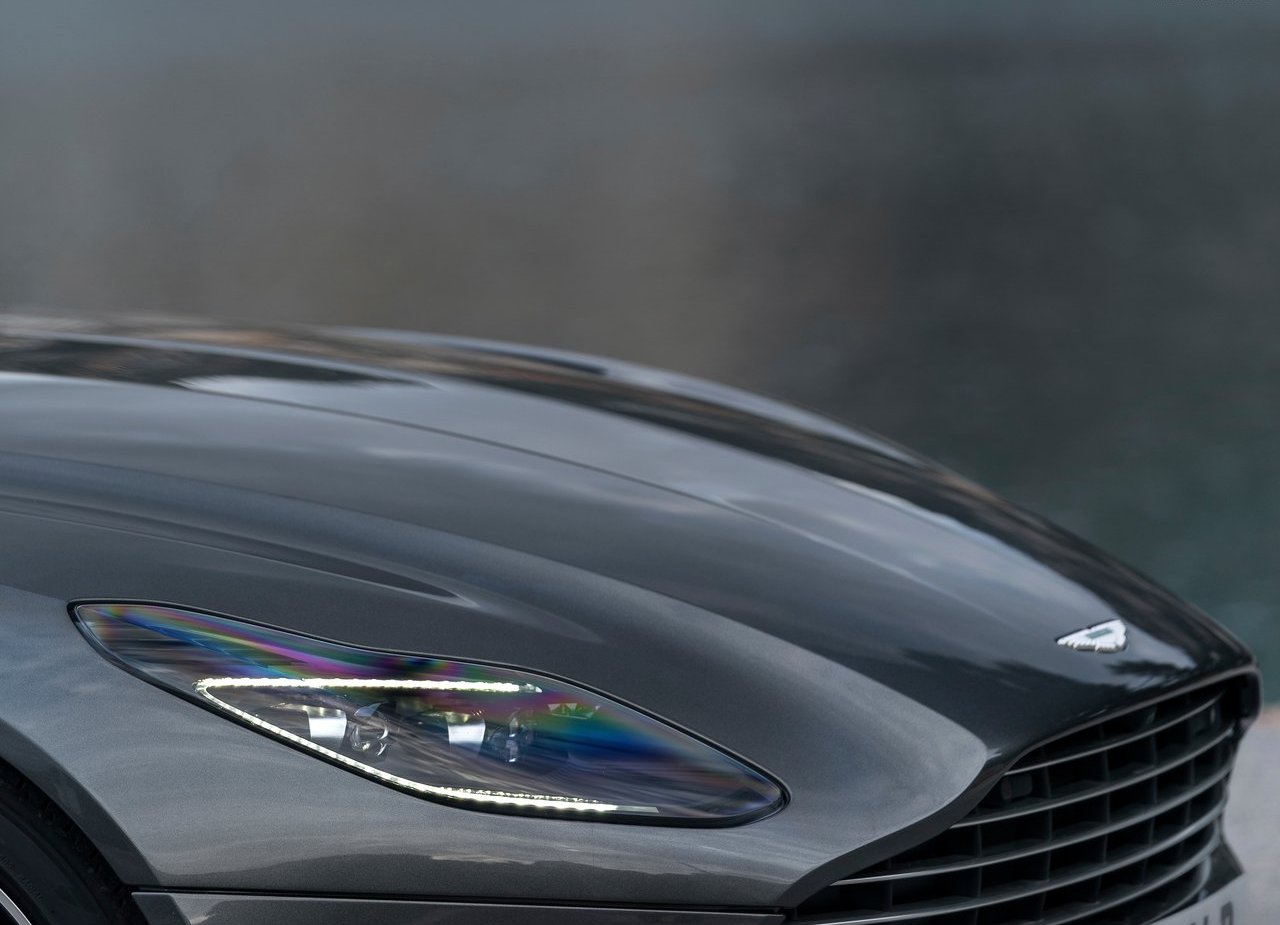 ASTON MARTIN DB11 VOLANTE, foto 213