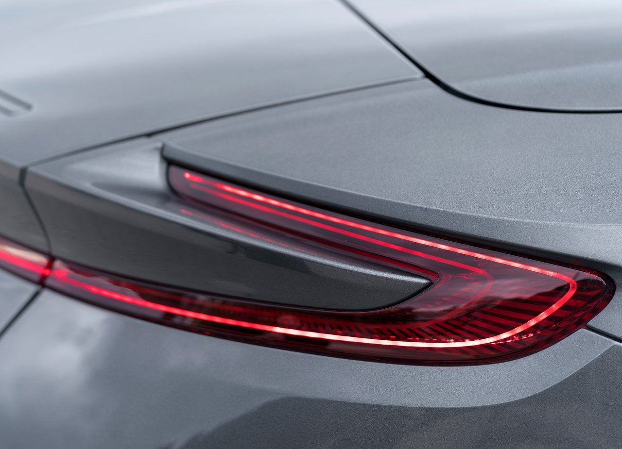 ASTON MARTIN DB11 VOLANTE, foto 219