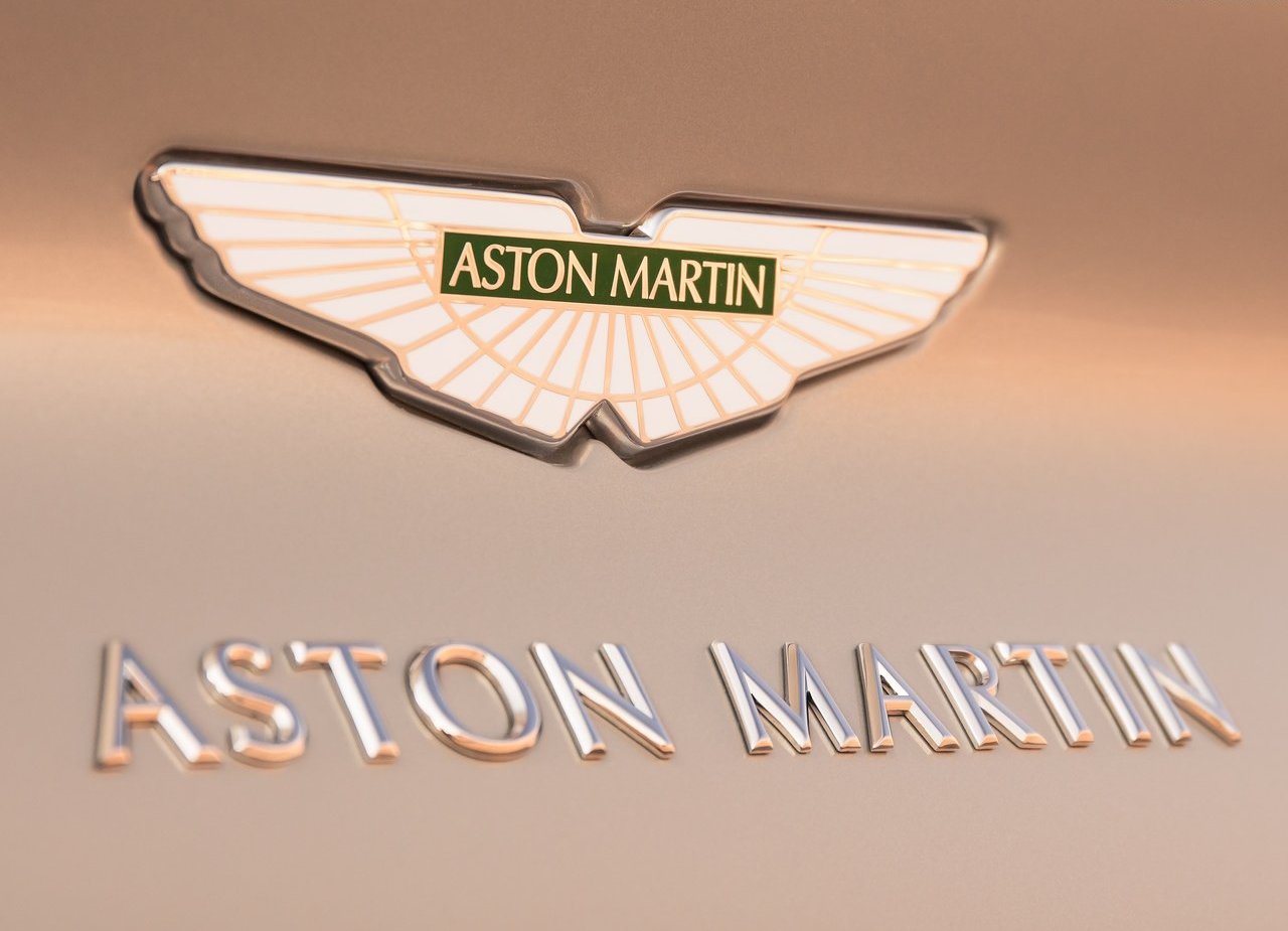ASTON MARTIN DB11 VOLANTE, foto 235