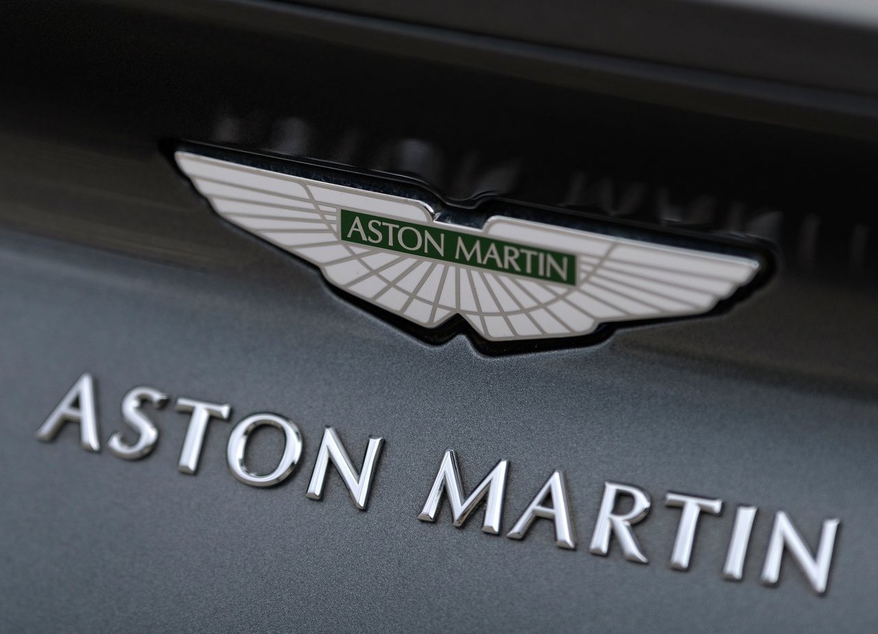ASTON MARTIN DB11 VOLANTE, foto 236
