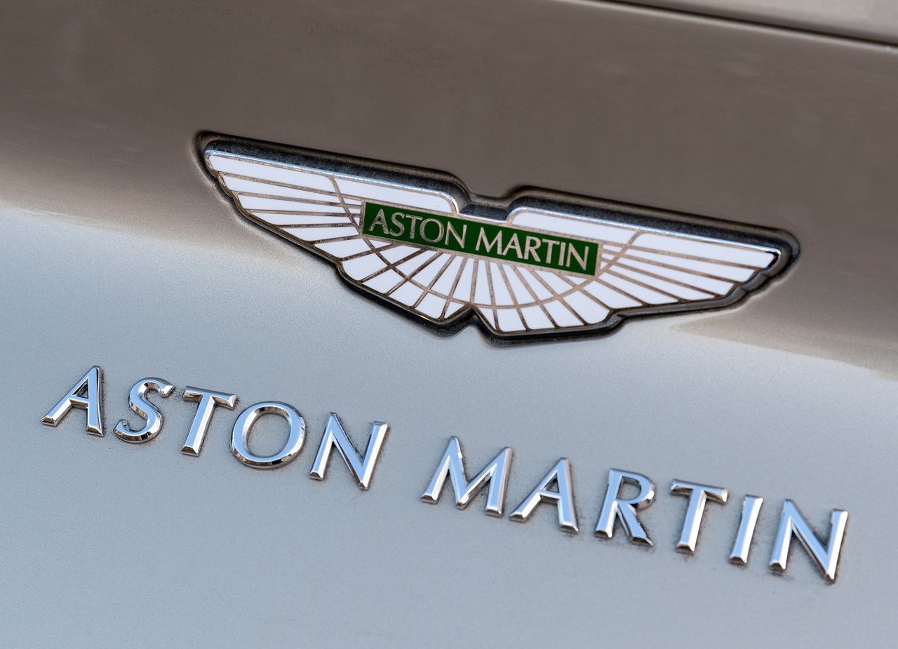 ASTON MARTIN DB11 VOLANTE, foto 237