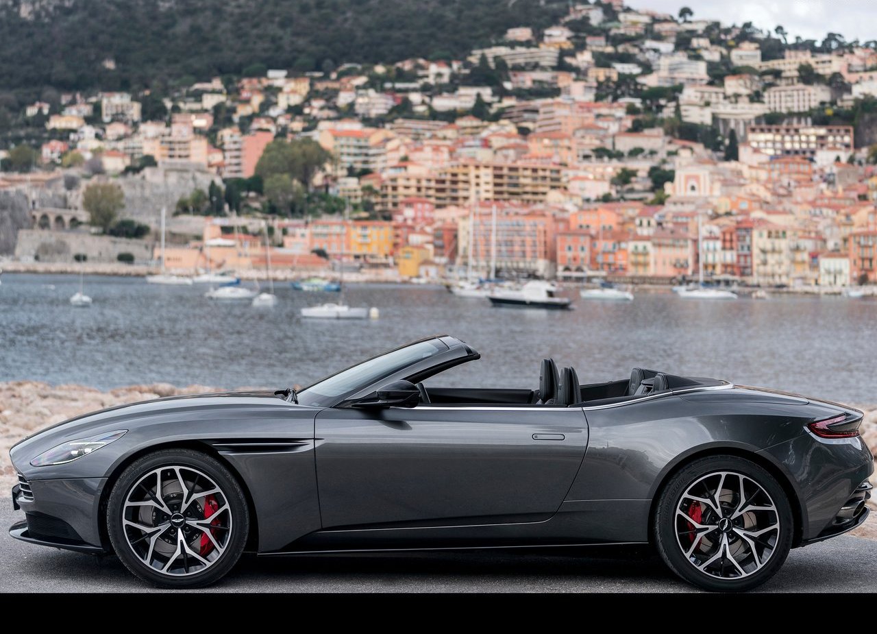ASTON MARTIN DB11 VOLANTE, foto 244