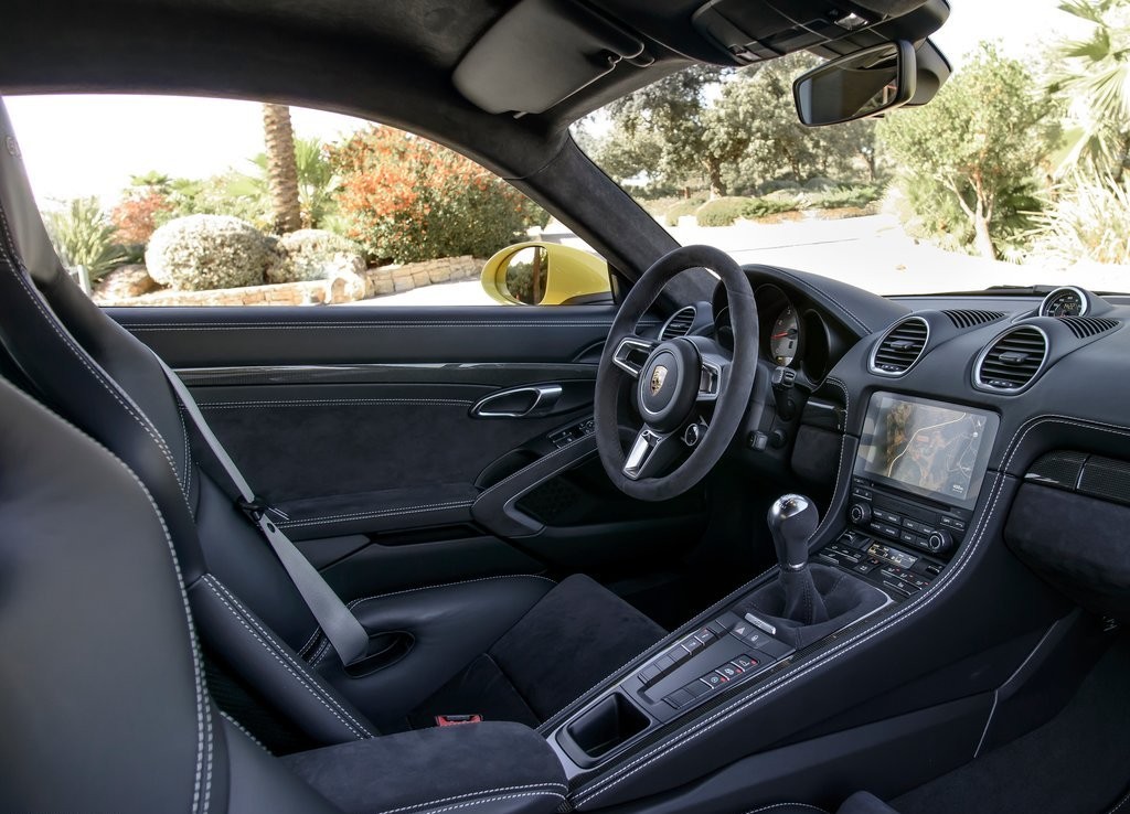 2018 - PORSCHE 718 CAYMAN GTS, foto 124