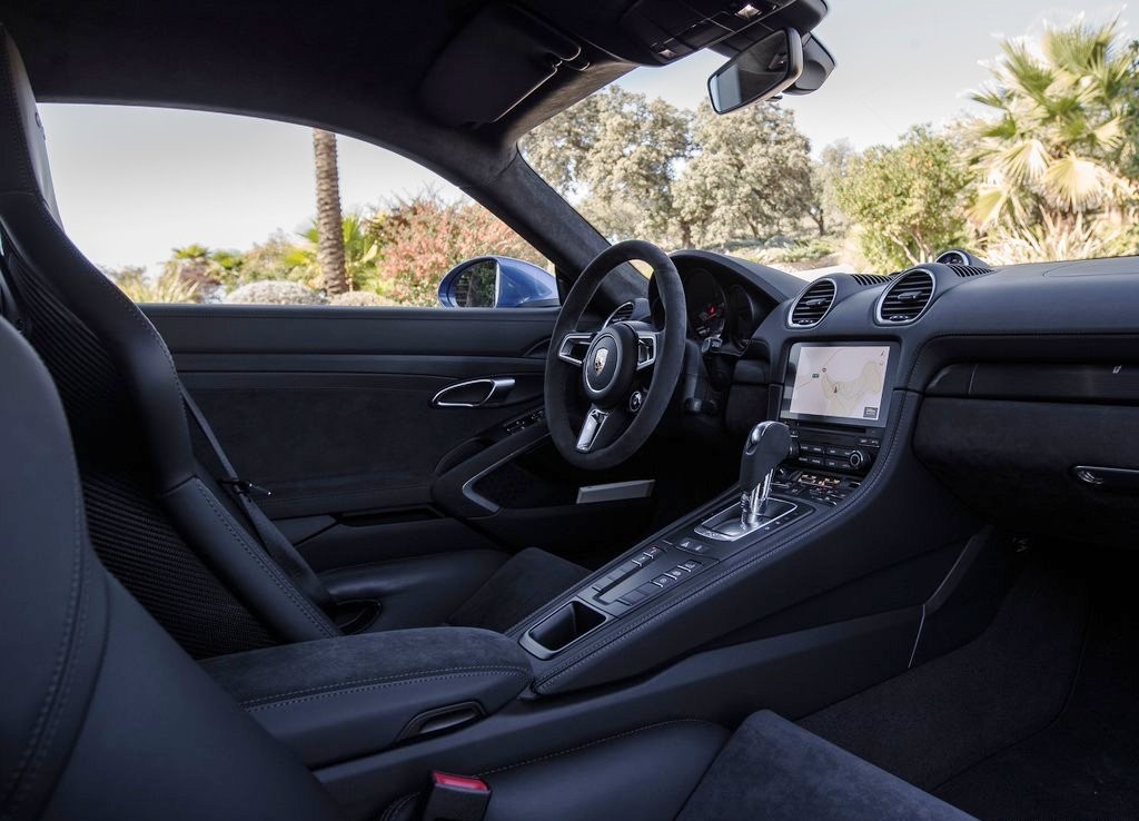 2018 - PORSCHE 718 CAYMAN GTS, foto 125