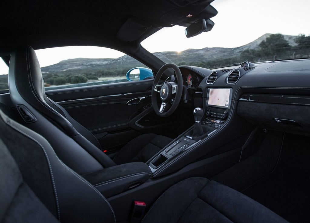 2018 - PORSCHE 718 CAYMAN GTS, foto 127
