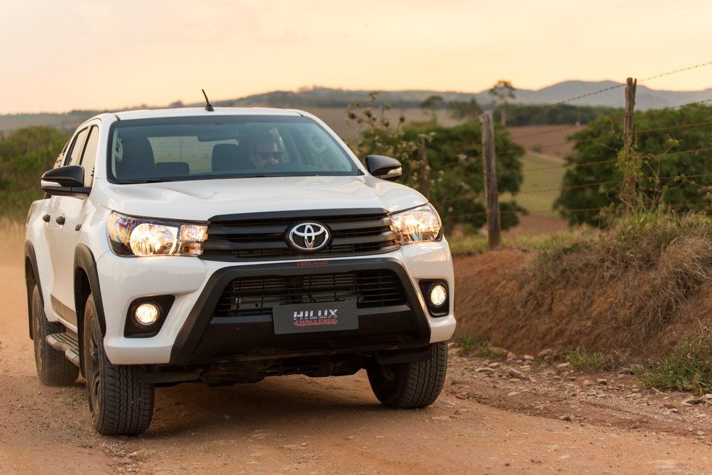2018 - TOYOTA HILUX & SW4, foto 8