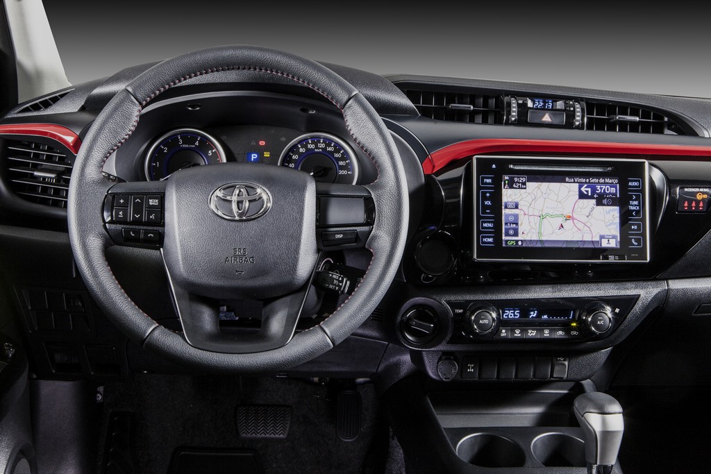 2018 - TOYOTA HILUX & SW4, foto 22