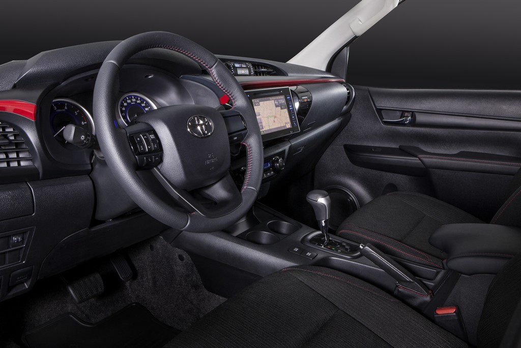 2018 - TOYOTA HILUX & SW4, foto 23