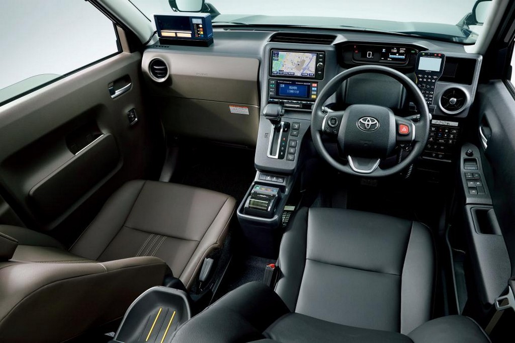 2018 - TOYOTA JPN TAXI, foto 5