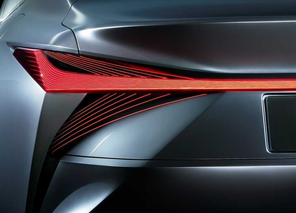 2017 - LEXUS LS CONCEPT, foto 13