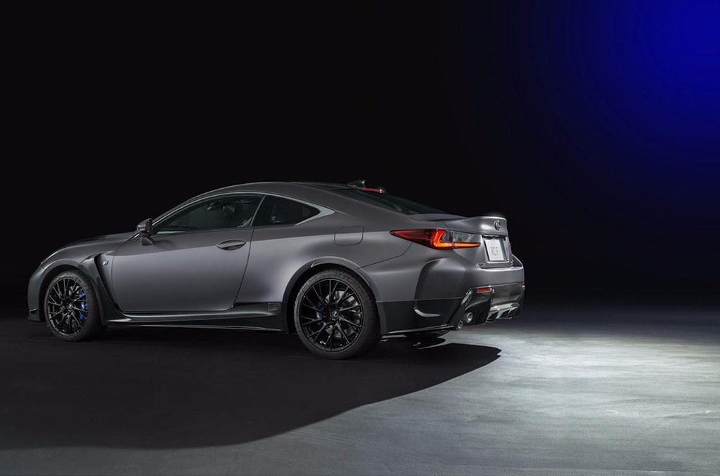 2017 - LEXUS RC-F 10TH ANNIVERSARY EDITION, foto 2