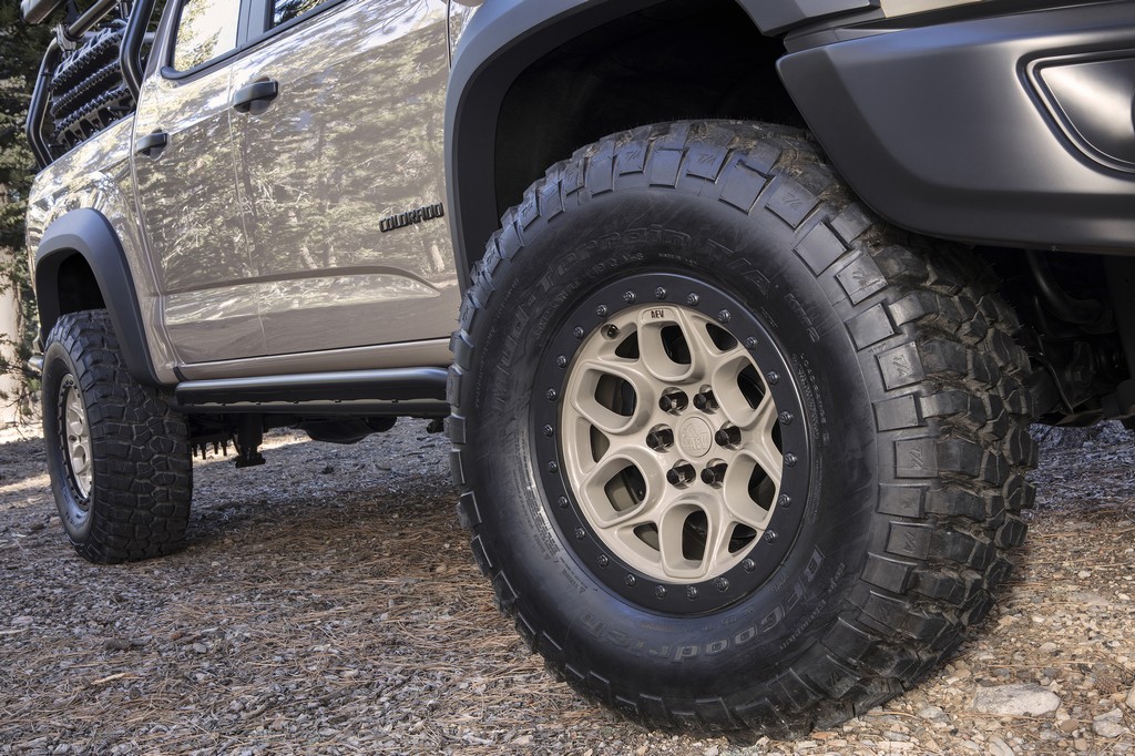2017 - CHEVROLET COLORADO ZR2 AEV CONCEPT & ZR2 RACE DEVELOPMENT TRUCK, foto 3
