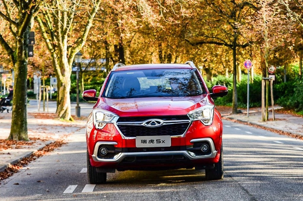 CHERY RUIHU 5X, foto 1