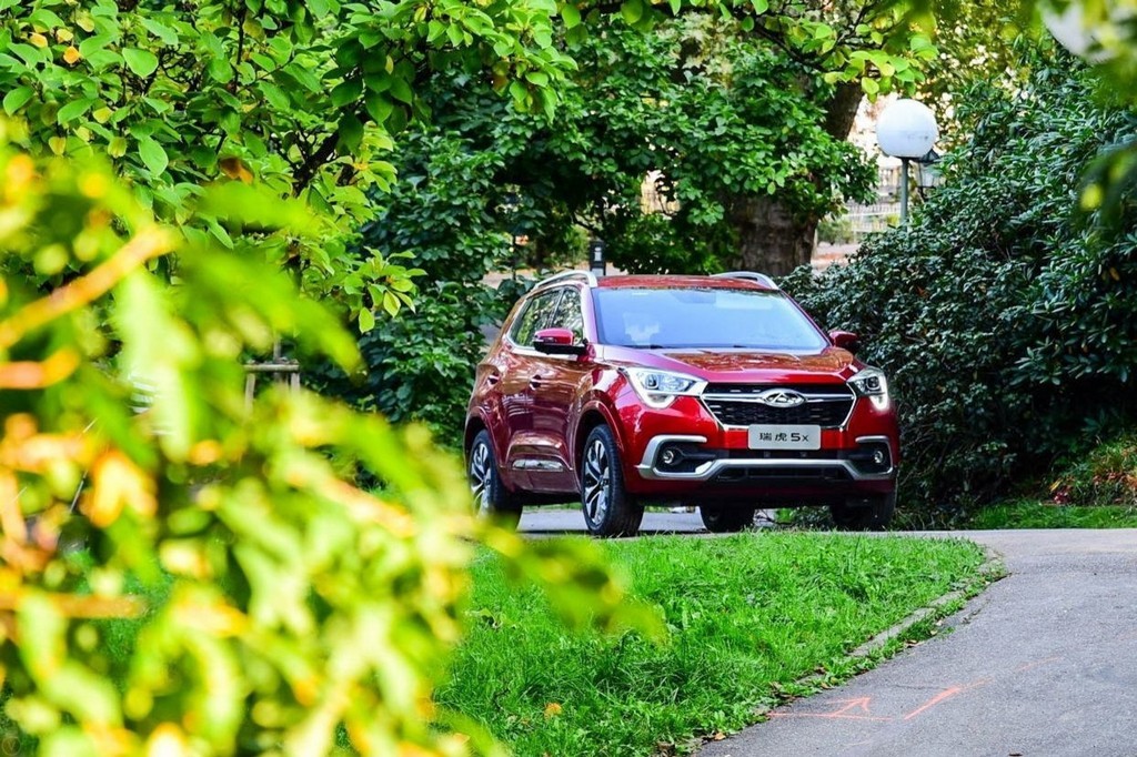 CHERY RUIHU 5X, foto 4