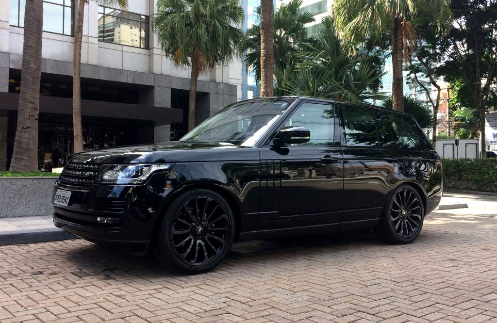 2017 - RANGE ROVER BLACK SPECIAL EDITION, foto 1