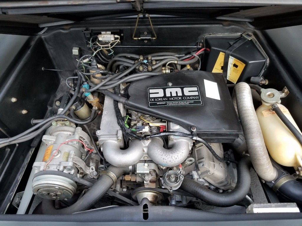 1983 - DELOREAN DMC-12 KARAT GOLD PLATED, foto 7