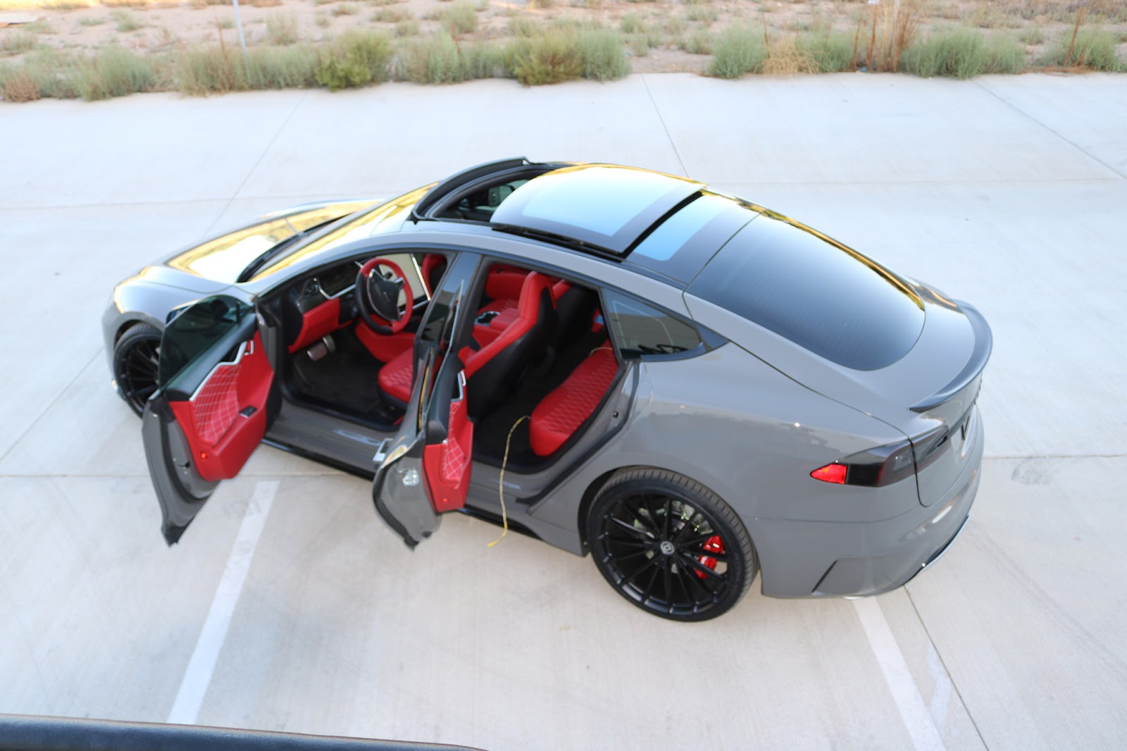2017 - TESLA MODEL S BY ZERO TO 60 DESIGNS, foto 15