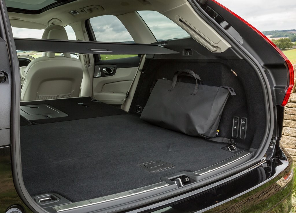 2018 - VOLVO XC60 UK VERSION, foto 134